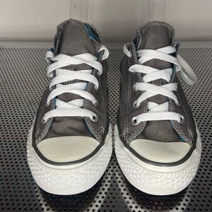 Converse sneakers | Sz 5 W | gray blue plaid | Like New